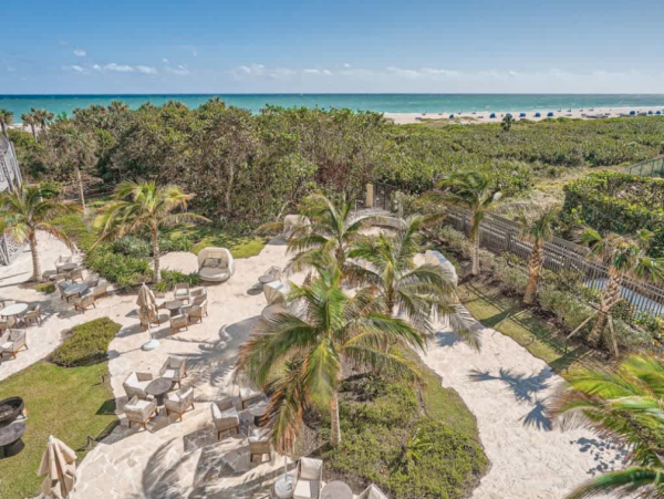 Luxury 2 - Bedroom Oceanfront Condo on Singer Island